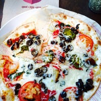 Photo taken at Mod Pizza by WildJipsee on 6/12/2016