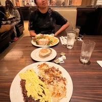 Foto tirada no(a) Manhattan Diner por Joshua G. em 9/11/2022