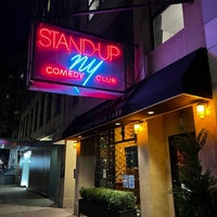 Photo taken at Stand Up NY by Joshua G. on 12/18/2021