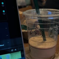 Photo taken at Starbucks by Myu🦢 on 10/16/2022