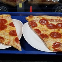 11/18/2019にHarryがPizza Etaliaで撮った写真