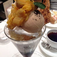 Photo taken at カフェ ラ ミル (Café La Mille) 川崎アゼリア店 by Tsubasa T. on 10/27/2012