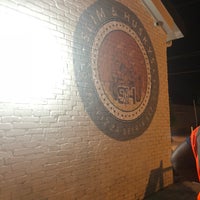 5/27/2018 tarihinde Kelly V.ziyaretçi tarafından Slim &amp;amp; Husky&amp;#39;s Pizza Beeria (North Nashville)'de çekilen fotoğraf