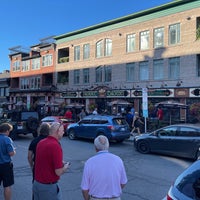 รูปภาพถ่ายที่ Heart &amp;amp; Crown - ByWard Market โดย Joe N. เมื่อ 8/10/2022