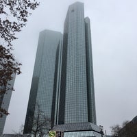 Photo taken at Deutsche Bank Konzernzentrale by Ivan V. on 12/26/2018