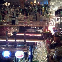 9/25/2012 tarihinde Stefano B.ziyaretçi tarafından Bar 366 Earlsfield'de çekilen fotoğraf