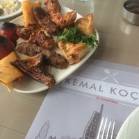 Das Foto wurde bei Kemal Koçak Et Lokantası von Rana İ. am 5/19/2016 aufgenommen