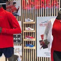 Das Foto wurde bei ASICS Flagship Store Amsterdam von Clement H. am 1/31/2020 aufgenommen