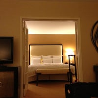 Foto tomada en Napa Valley Marriott Hotel &amp;amp; Spa  por Allison W. el 11/22/2012