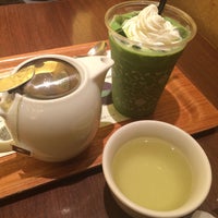 Photo taken at nana&amp;#39;s green tea 自由が丘店 by hide A. on 2/14/2016