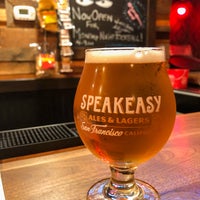 Foto diambil di Speakeasy Ales &amp; Lagers oleh Chris pada 10/19/2019
