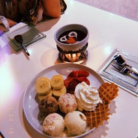 Photo taken at Swensen&amp;#39;s by Theantheann O. on 1/30/2019