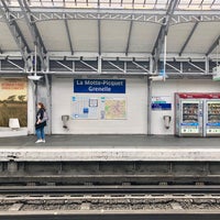 Métro La Motte-Picquet - Grenelle 6,8,10 - Metro Station ...
