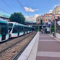 Photo taken at Station Parc de Saint-Cloud [T2] by Mike on 5/13/2018