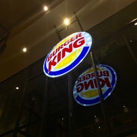Foto scattata a Burger King da Mike il 5/31/2016