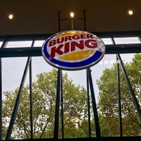 Das Foto wurde bei Burger King von Mike am 9/3/2017 aufgenommen