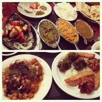 รูปภาพถ่ายที่ Bombay Palace Indian Cuisine โดย Alka T. เมื่อ 11/25/2013