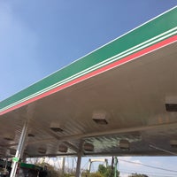 Photo taken at Gasolinera PEMEX cualli 0114 by Caly S. on 2/4/2013