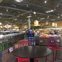 Photo taken at Mariano&amp;#39;s Fresh Market by Alex G. on 3/23/2017