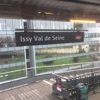 Photo taken at Station Issy - Val de Seine [T2] by Alexandre M. on 1/8/2017