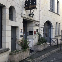 รูปภาพถ่ายที่ Hôtel Saint-Pierre โดย Alexandre M. เมื่อ 3/11/2017
