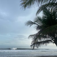 Das Foto wurde bei Komune Resort and Beach Club von Marcela U. am 10/22/2022 aufgenommen