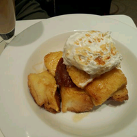 Photo taken at カフェ ラ ミル (Café La Mille) 川崎アゼリア店 by Norio Y. on 3/2/2013