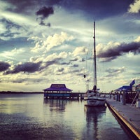 10/22/2012 tarihinde Jenn V.ziyaretçi tarafından Inlet Harbor Restaurant, Marina &amp;amp; Gift Shop'de çekilen fotoğraf