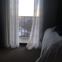 Das Foto wurde bei Radisson Hotel Cincinnati Riverfront von Loretta H. am 1/2/2018 aufgenommen