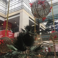 Foto tirada no(a) Centro Comercial El Retiro por Konstantin L. em 1/5/2018