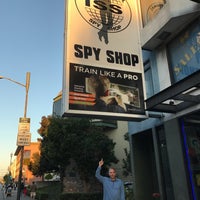 9/23/2017 tarihinde PorkChopFan I.ziyaretçi tarafından International Spy Shop'de çekilen fotoğraf
