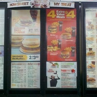 Photo taken at McDonald&amp;#39;s by Chocolate D. on 9/21/2012