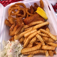Photo taken at Bar Harbor Seafood by Mark C. on 8/10/2019