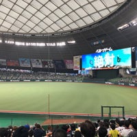 Photo taken at 一塁側内野指定席B by Taraco _. on 8/16/2022