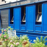 Photo taken at Tout Le Monde card shop by ｽｽﾞｷ ﾉ. on 5/19/2014