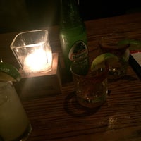 Foto tirada no(a) El Caballito Tequila Bar por Erhan D. em 7/23/2017