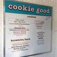 Foto scattata a Cookie Good da Christina il 8/4/2018