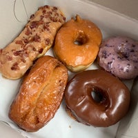 6/15/2019 tarihinde Christinaziyaretçi tarafından Primo&amp;#39;s Donuts'de çekilen fotoğraf