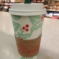 Photo taken at Starbucks by Jonathan Hernan C. on 11/27/2018