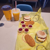 Photo taken at McDonald&amp;#39;s by Jonathan Hernan C. on 3/2/2023