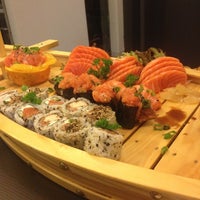 Foto diambil di Taishi | Express &amp;amp; Sushi Lounge oleh Marcos R. pada 8/28/2013