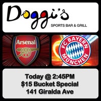 Foto diambil di Doggis Sports Bar &amp;amp; Grill oleh Doggis G. pada 2/19/2013