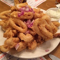 Photo taken at Cockney Kings Fish &amp; Chips by Meowby L. on 11/18/2015