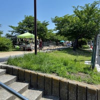 Photo taken at 万代池公園 by Chuki on 5/29/2022