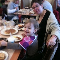 Das Foto wurde bei Copper Creek Cafe von Bev P. am 11/24/2012 aufgenommen