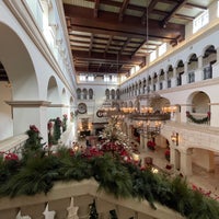 Photo taken at The Cloister at Sea Island by schalliol on 12/1/2022