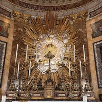 Photo taken at Chiesa di Santa Maria della Vittoria by Hugh W. on 11/3/2023