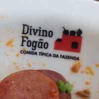 Photo taken at Divino Fogão by Isadora B. on 10/27/2016