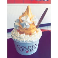 รูปภาพถ่ายที่ Golden Spoon Frozen Yogurt โดย Kevin D. เมื่อ 10/8/2015