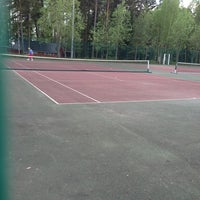 Photo taken at Kallahden tenniskenttä by Juho T. on 5/24/2013